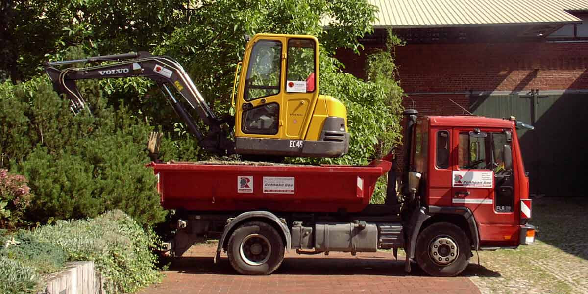 Bauunternehmen / Baufirma aus dem Kreis Wittenberg: Rehhahn Bau, Tel. 034927 20502.